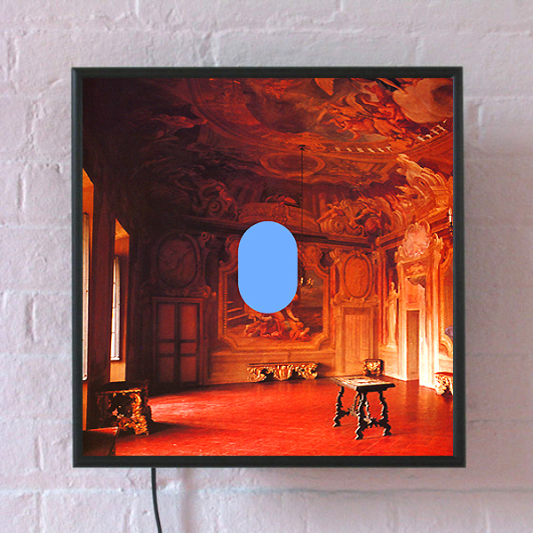lightboxbluered600b.jpg